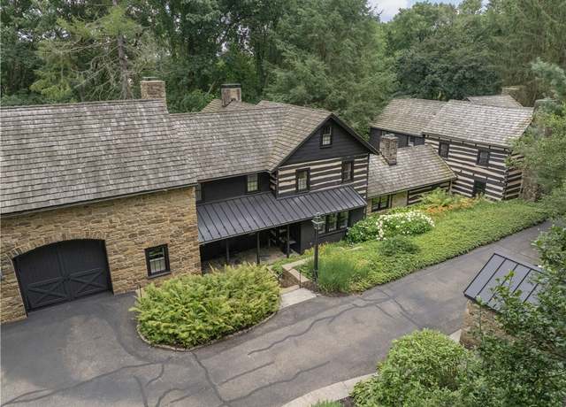 Property at 9 Trillium Ln, Fox Chapel, PA 15238, 5 beds, 5 baths