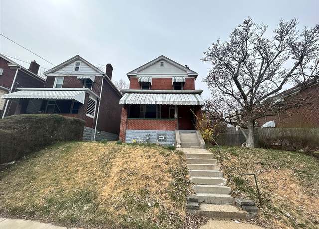 Property at 1630 Amanda St, Carrick, PA 15210, 3 beds, 1 bath
