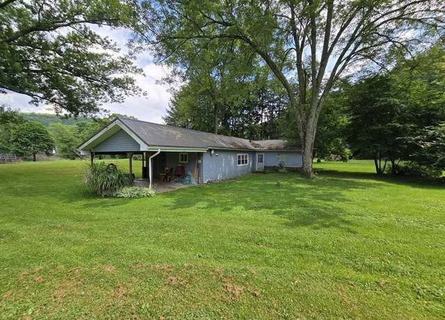 Property at 2121 Spruce St, Mahoning Twp - Arm, PA 16242, 3 beds, 1 bath