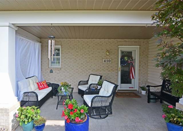 Property at 410 Duke Ct, West Deer, PA 15044, 3 beds, 2.5 baths