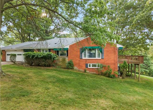 Property at 150 Lakeview Dr, Peters Twp, PA 15317, 3 beds, 2 baths