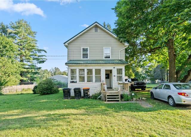 Property at 142 Johnson St, Corry, PA 16407, 2 beds, 1 bath