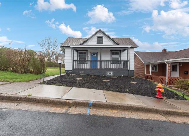 Property at 730 Allwine Ave, Jeannette, PA 15644, 2 beds, 1 bath