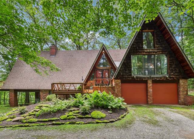 Property at 890 Pearce Mill Rd, Pine Twp - Nal, PA 15090, 3 beds, 3 baths