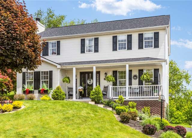 Property at 165 Bayberry Ln, Cranberry Twp, PA 16066, 4 beds, 3 baths