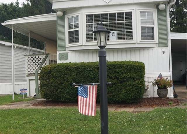 Property at 431 Hillcrest Dr, Delmont, PA 15626, 2 beds, 1 bath