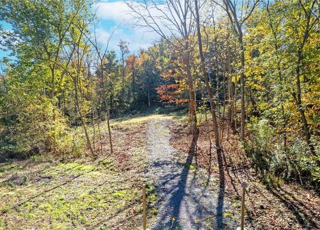 Property at 00 Spring Run Rd Ext, Moon/crescent Twp, PA 15108