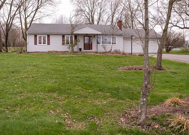 Property at 3880 Lamor Rd, Hermitage, PA 16148, 3 beds, 2 baths