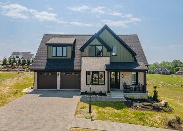 Property at 1060 Colony Dr, Collier Twp, PA 15205, 4 beds, 4 baths