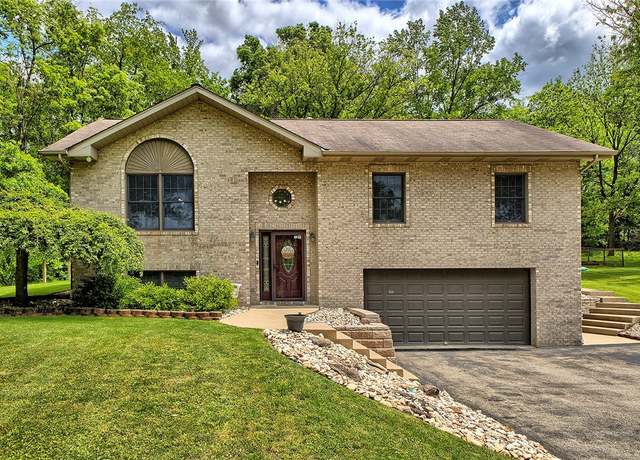 Property at 2136 Whites Hill Rd, Hempfield Twp - Wml, PA 15601, 3 beds, 3 baths
