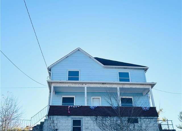 Property at 403 Lowell St, Vandergrift - Wml, PA 15690, 4 beds, 2 baths