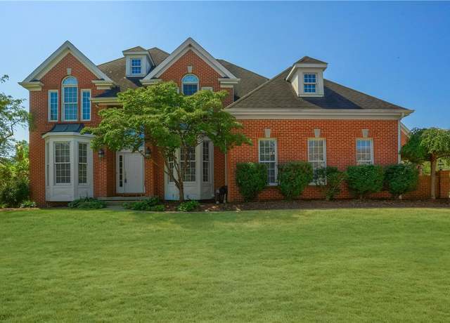 Property at 606 Adare Ct, Cranberry Twp, PA 16066, 4 beds, 4.5 baths