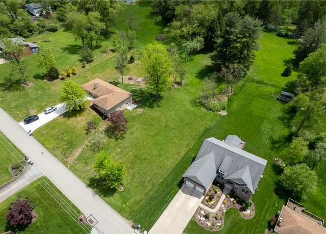 Property at 117 Valley View Dr, Peters Twp, PA 15367