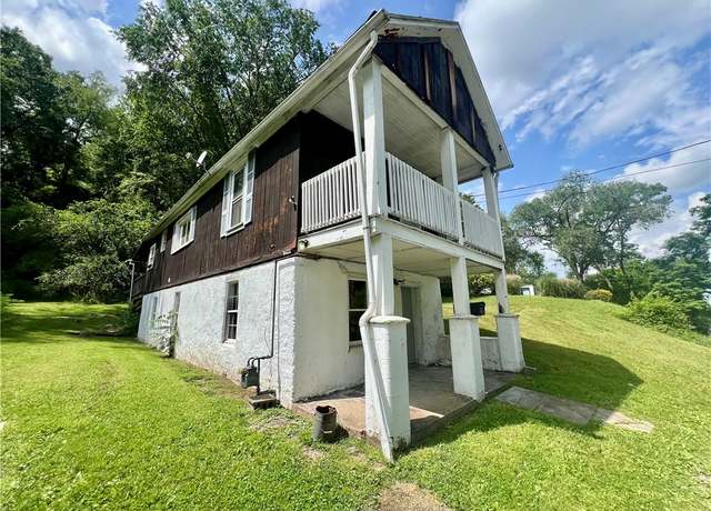 Property at 901 N Ashland Ave, New Castle/7th, PA 16102, 2 beds, 1.5 baths