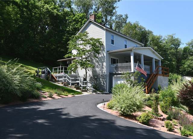Property at 226 Johnston St, Cecil, PA 15057, 3 beds, 1 bath