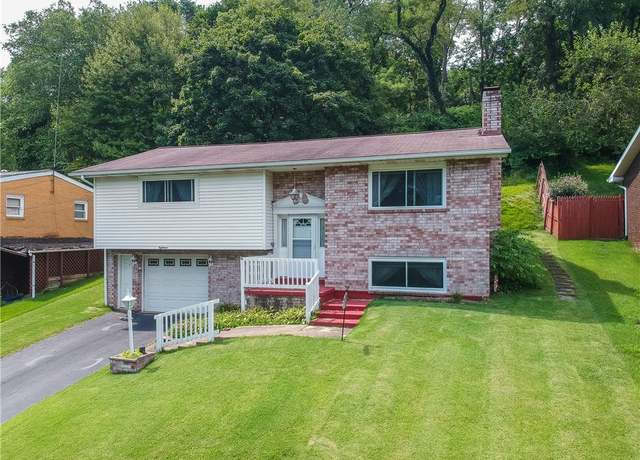 Property at 618 Hillcrest Dr, Ellwood City - Law, PA 16117, 2 beds, 2 baths