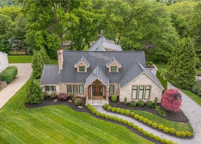 Property at 2293 Country Club Dr, Upper St. Clair, PA 15241, 4 beds, 3.5 baths