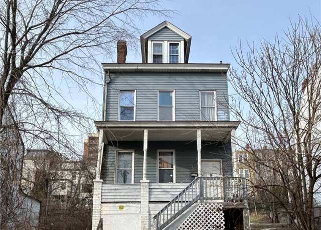 Property at 1222 Itin St, Spring Hill, PA 15212, 4 beds, 1 bath