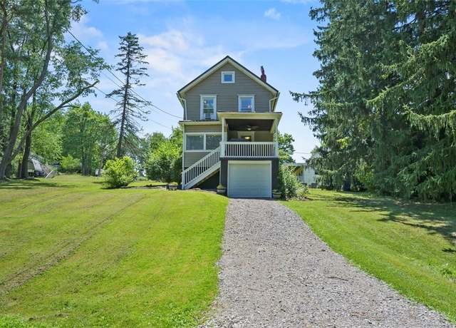 Property at 102 Clarks Ln, Adams Twp, PA 16046, 3 beds, 1.5 baths