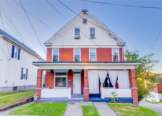 Property at 317-319 N 2nd St, Jeannette, PA 15644, 6 beds, 2 baths