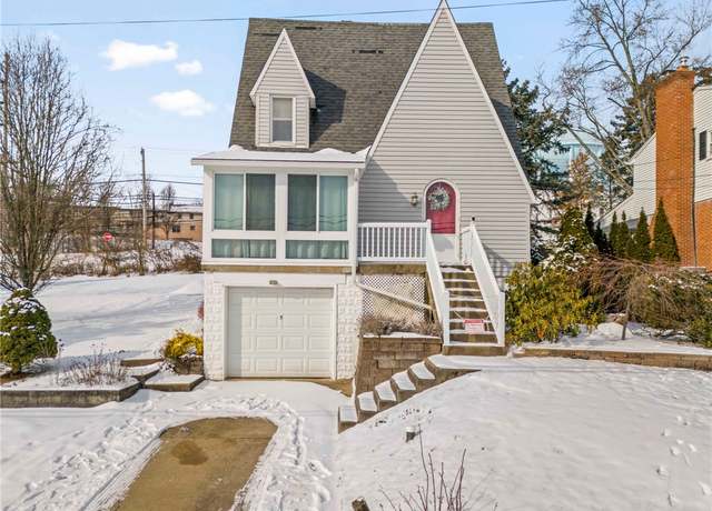 Property at 3 Jane St, Kennedy Twp, PA 15108, 2 beds, 1.5 baths