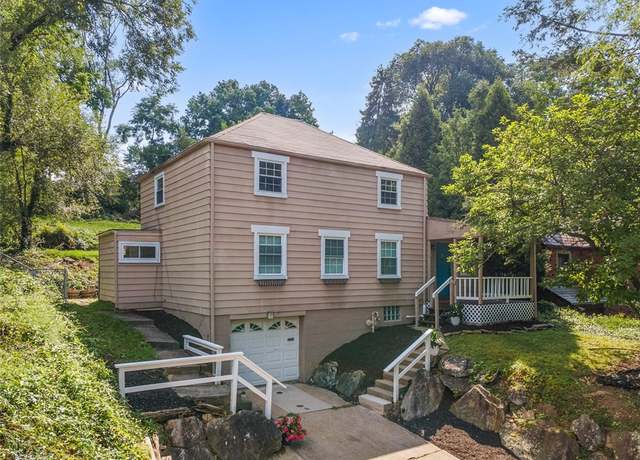 Property at 623 Kelso Rd, Mt. Lebanon, PA 15243, 3 beds, 1.5 baths