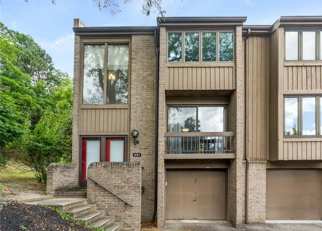 Property at 491 Cherry Ct, Ross Twp, PA 15237, 3 beds, 2.5 baths