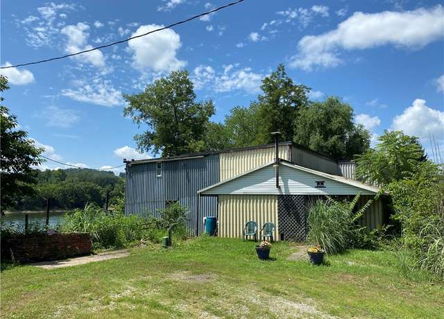 Property at 2092 John St, West Elizabeth, PA 15063, 1 bed, 1 bath