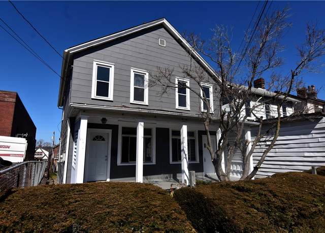 Property at 225-227 E 18th, Homestead, PA 15120, 4 beds, 2 baths