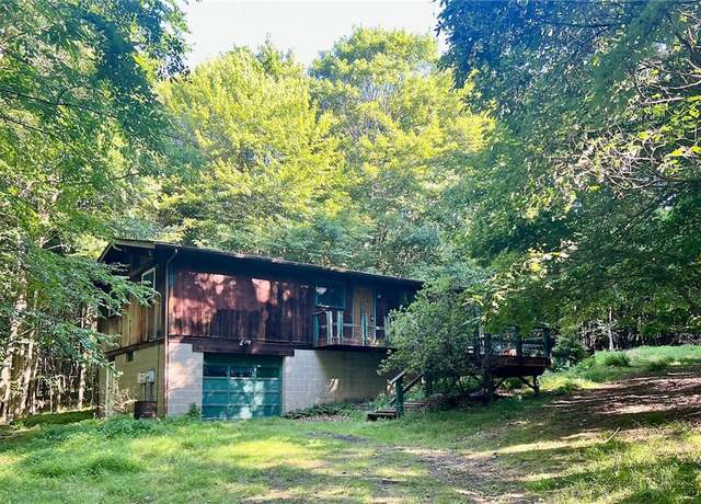 Property at 4837 Georgetown Rd, Frenchcreek Twp, PA 16323, 2 beds, 2 baths