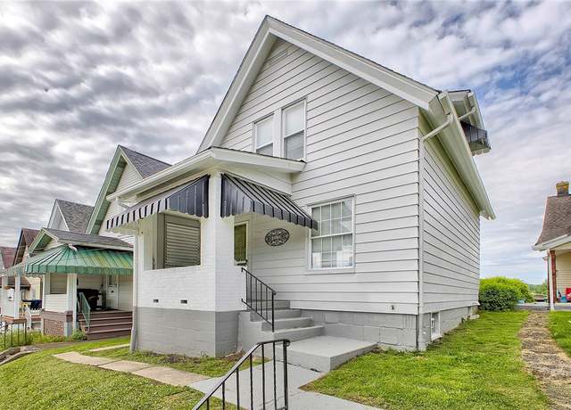 Property at 724 Saint Clair Ave, Jeannette, PA 15644, 2 beds, 1.5 baths