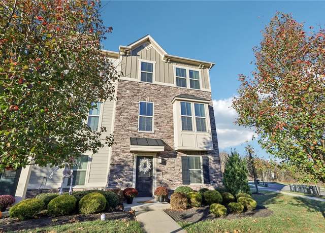 Property at 462 Fairmont Dr, Marshall, PA 15090, 4 beds, 3.5 baths