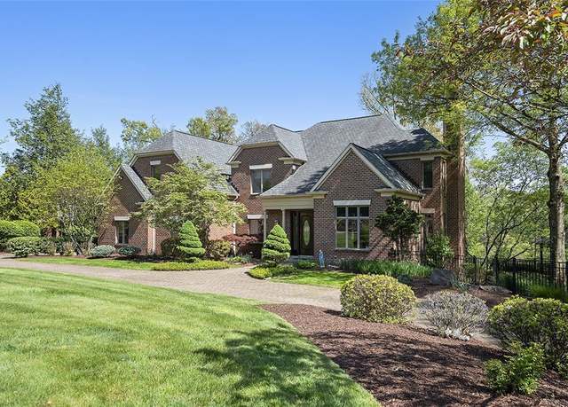 Property at 3702 Millstone Ct, Murrysville, PA 15668, 5 beds, 4 baths