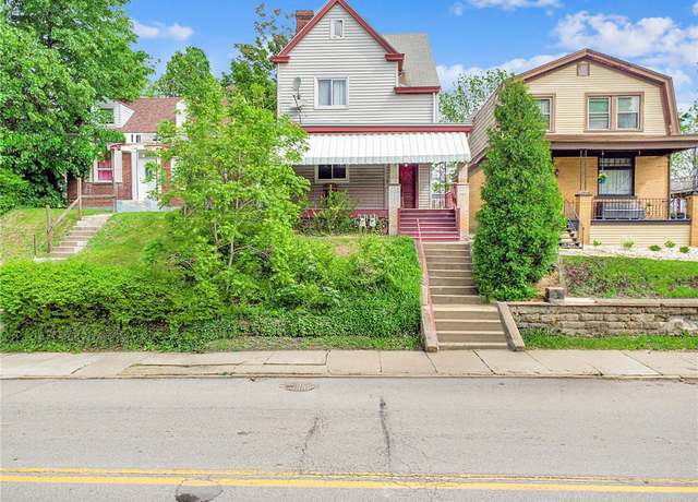 Property at 1725 Arlington Ave, South Side, PA 15210, 5 beds, 2 baths