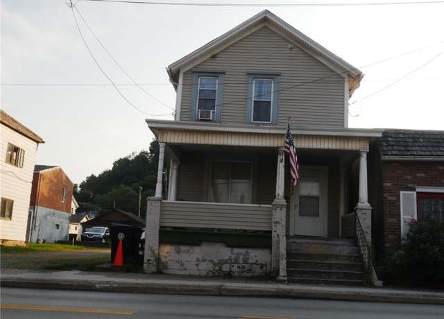 Property at 1298 Pennsylvania Ave, Monaca, PA 15061, 5 beds, 3 baths