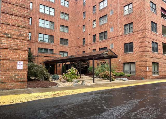 Property at 3885 Brookside Ln #203, Murrysville, PA 15668, 2 beds, 2.5 baths