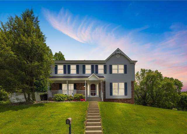 Property at 301 Dogwood Dr, Murrysville, PA 15626, 4 beds, 2.5 baths
