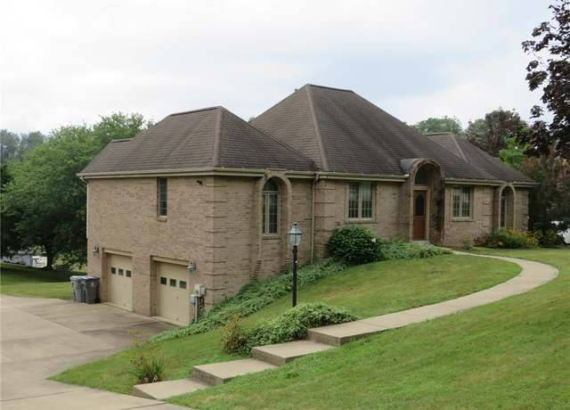 Property at 108 Oak Ridge Dr, Peters Twp, PA 15367, 4 beds, 3 baths