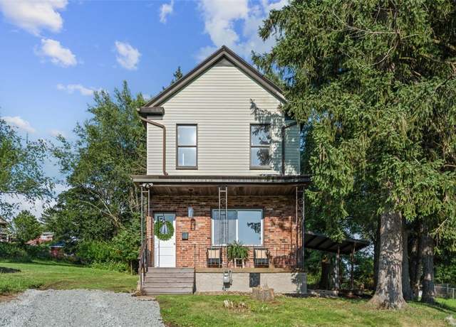 Property at 450 Penn St, Baldwin Boro, PA 15227, 2 beds, 1 bath