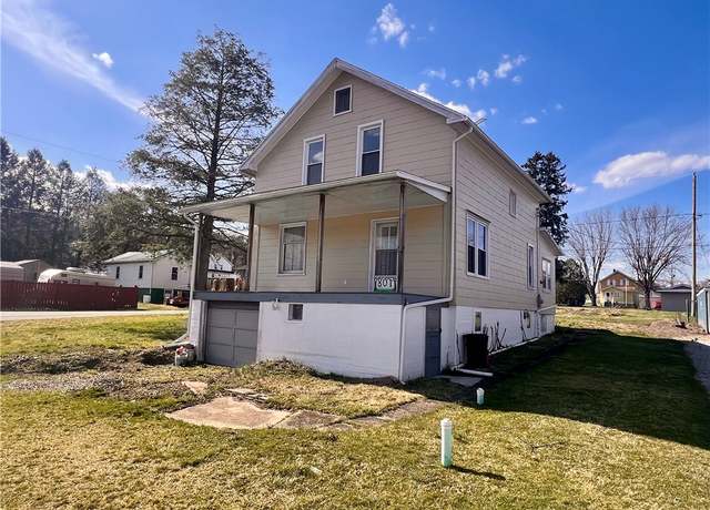 Property at 801 28th St, Derry Twp, PA 15717, 4 beds, 1 bath
