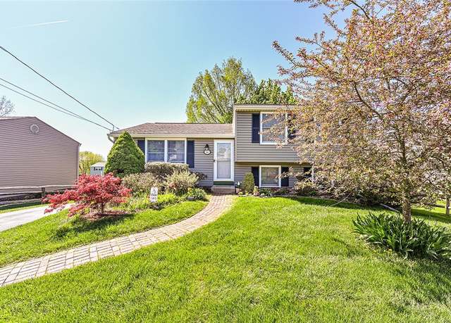 Property at 204 Fosterville Rd, Hempfield Twp - Wml, PA 15601, 3 beds, 1.5 baths