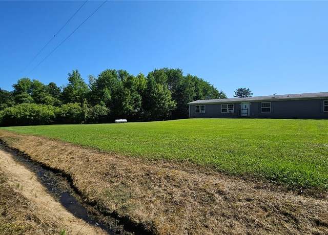Property at 20540 Russell Rd, Cambridge Springs, PA 16403, 3 beds, 2 baths