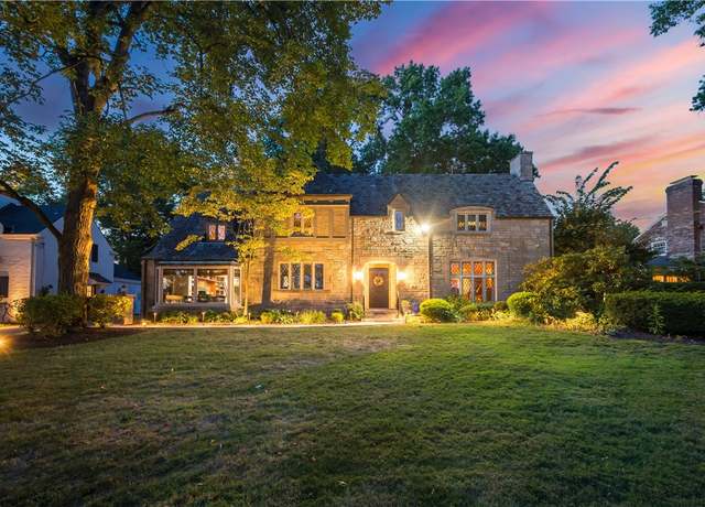 Property at 694 Valleyview Rd, Mt. Lebanon, PA 15243, 5 beds, 5 baths