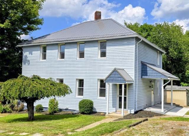Property at 430 2nd Ave, Hyde Park, PA 15641, 4 beds, 2.5 baths