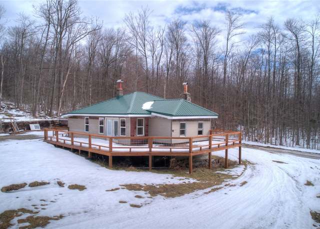 Property at 1276 Glades Pike, Jefferson Twp - Som, PA 15501, 2 beds, 1 bath