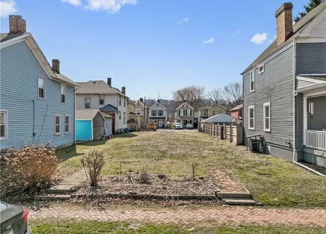 Property at 728 10th Ave, New Brighton, PA 15066