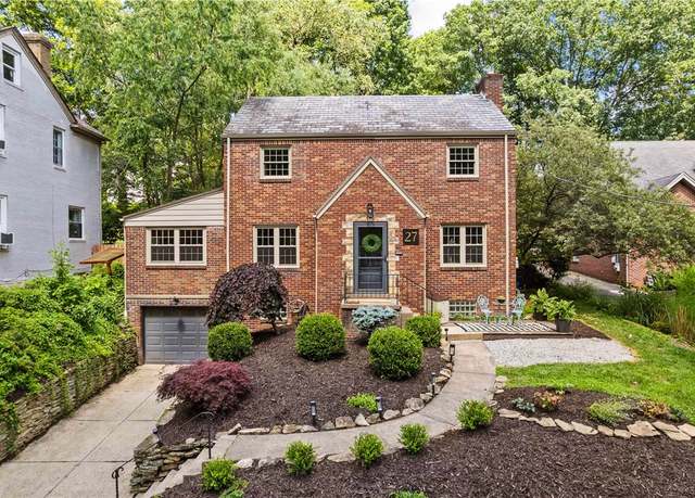 Property at 27 Brucewood Dr, Mt. Lebanon, PA 15228, 3 beds, 2.5 baths