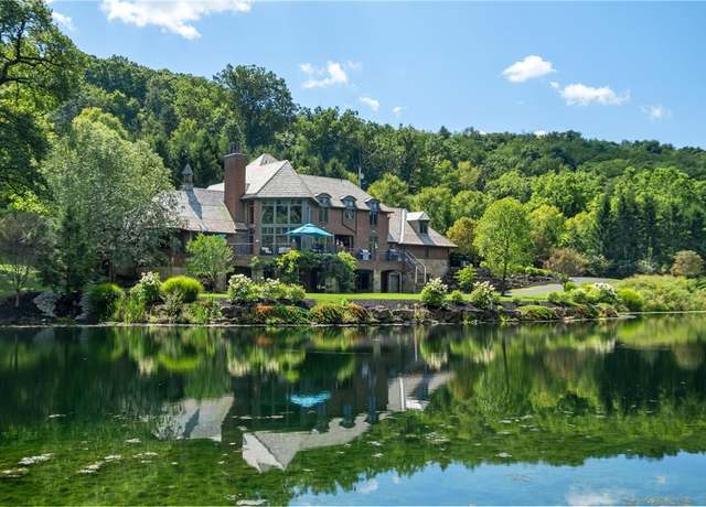 Property at 1635 Pegher Ln, Franklin Park, PA 15143, 6 beds, 6.5 baths