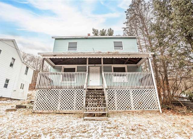 Property at 214 Upper Clinton St, Canoe/banks Twps, PA 15772, 2 beds, 1 bath