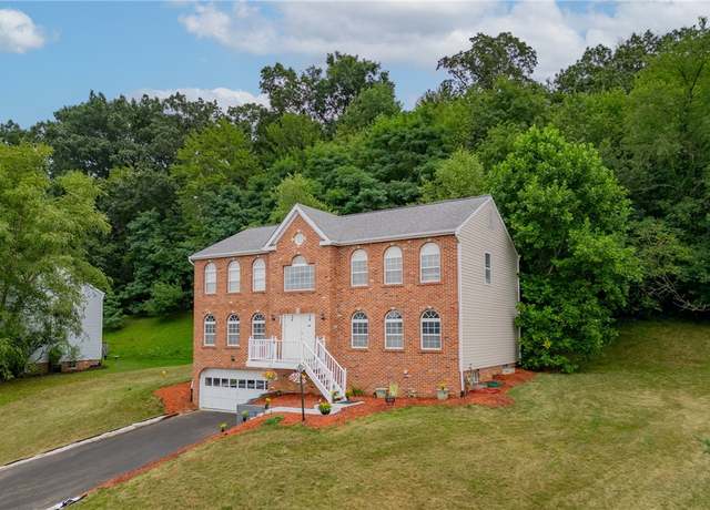 Property at 302 Cosette Dr, Cranberry Twp, PA 16066, 4 beds, 2.5 baths